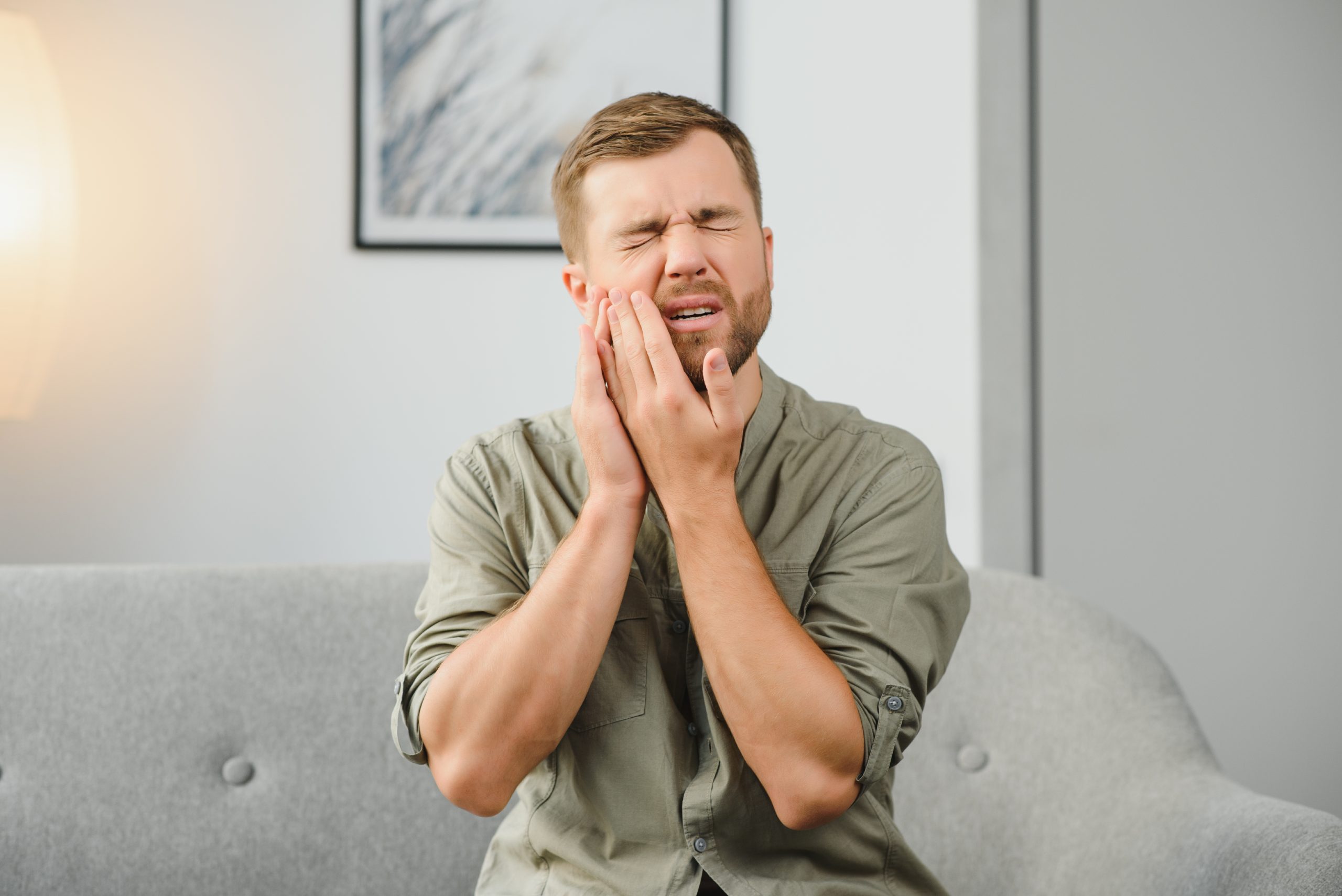 Unbearable Wisdom Tooth Pain – What To Do?